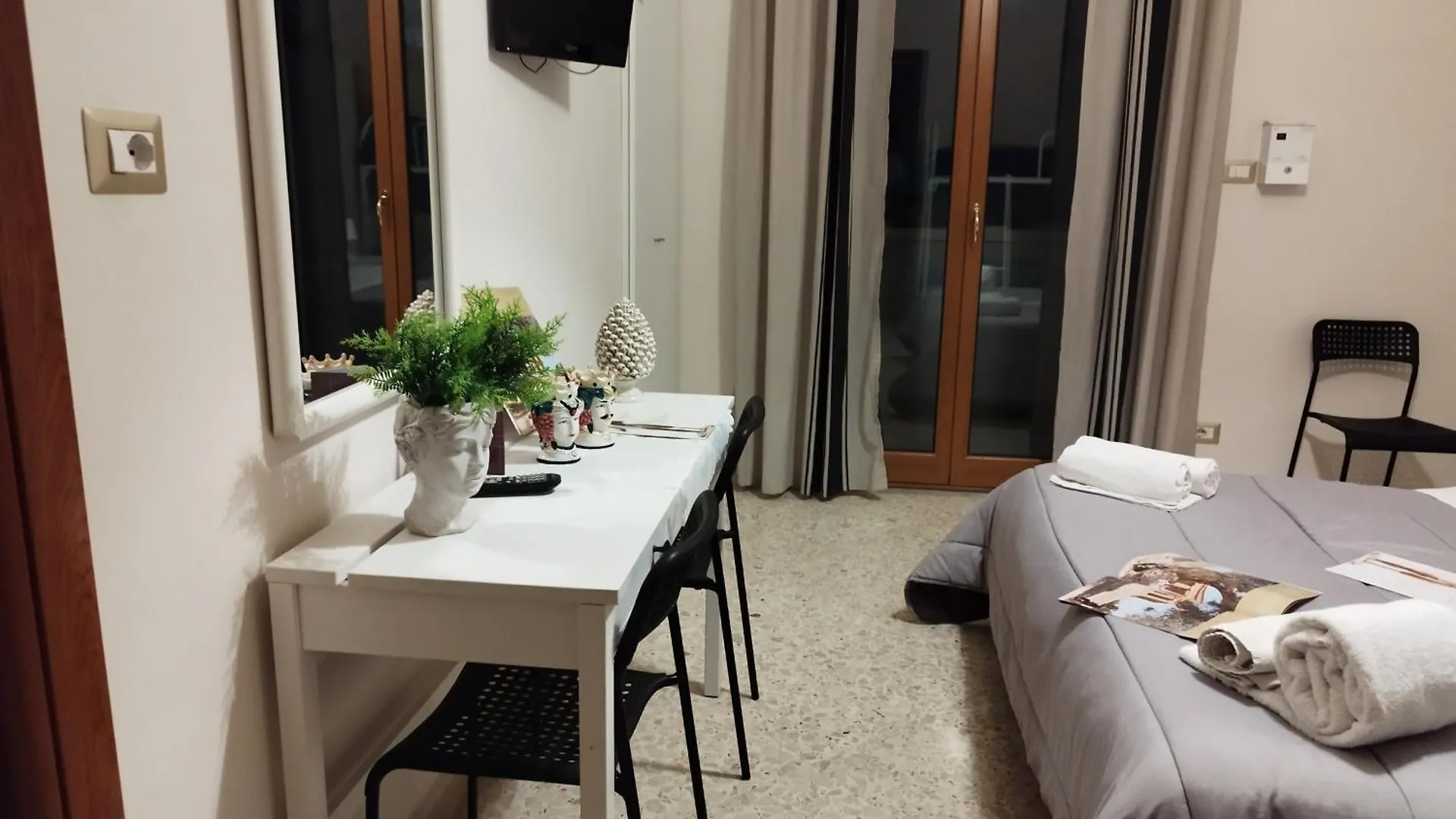 Valle Dei Templi Rent Bedrooms Agrigento